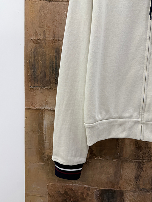 プラダ PRADA レトロなプレッピースタイルのジップアップスウェットジャケット