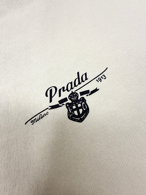 プラダ PRADA レトロなプレッピースタイルのジップアップスウェットジャケット