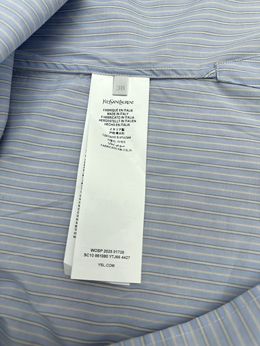 サンローランスーパーコピー ストライプ柄の尖った襟ボタン付き胸ポケット長袖シャツ