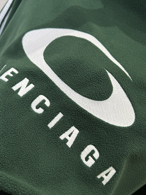 バレンシアガスーパーコピー BALENCIAGA 刺繍入りストライプ柄ジップアップジャケット