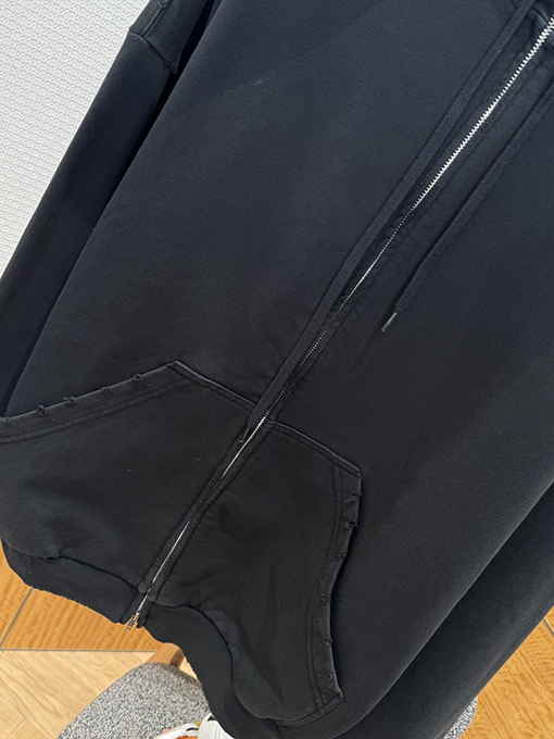 バレンシアガ BALENCIAGA レターテープジッパージャケット