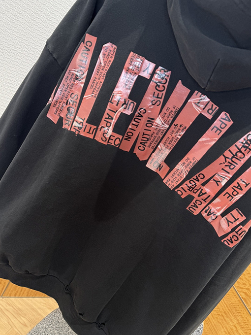 バレンシアガ BALENCIAGA レターテープジッパージャケット