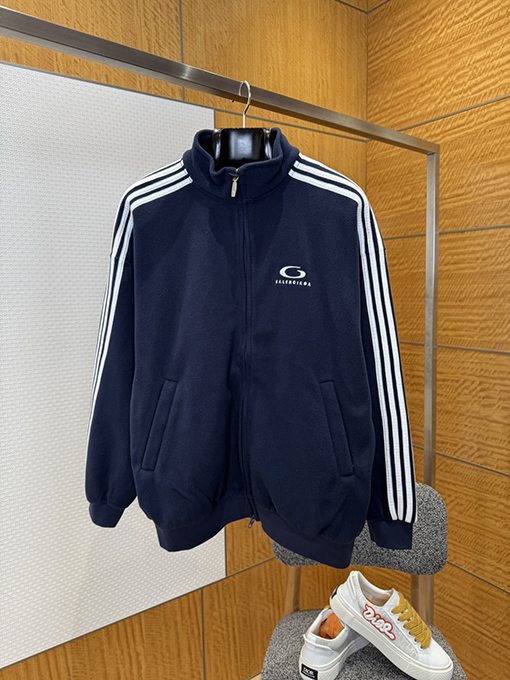 バレンシアガ BALENCIAGA 刺繍りトリムトラックスーツ