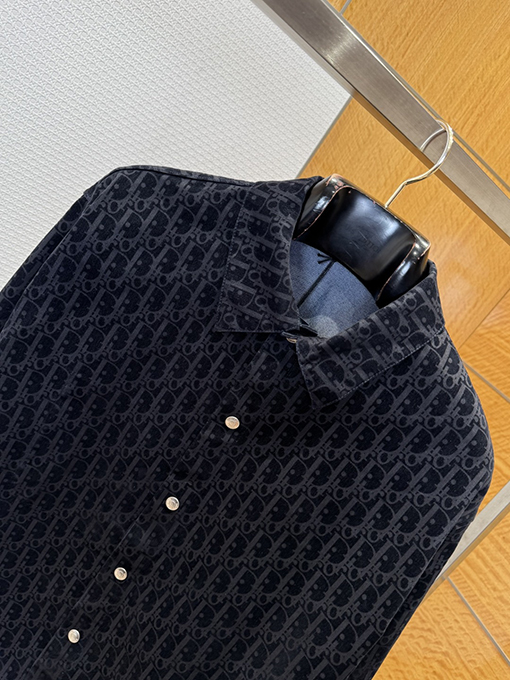 ディオールブランドスーパーコピー 全面プリントの襟付きシングルブレスト長袖シャツジャケット