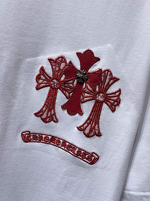 クロムハーツ ホースシュークロスの手作りアップリケ刺繍入り半袖Tシャツ