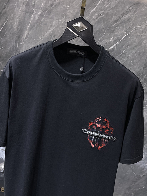 クロムハーツスーパーコピー 宝剣 ヘビーインダストリー 刺繍アップリケ 半袖Tシャツ