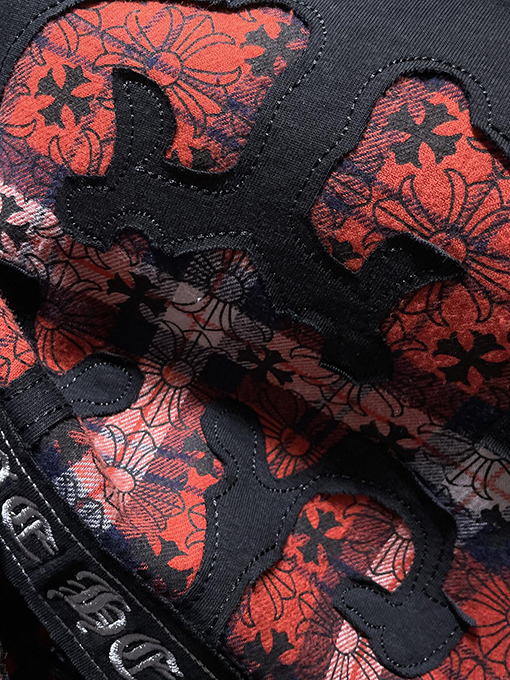 クロムハーツスーパーコピー 宝剣 ヘビーインダストリー 刺繍アップリケ 半袖Tシャツ