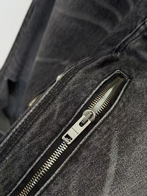 ジバンシイスーパーコピー ダメージのジッパー付きジーンズ