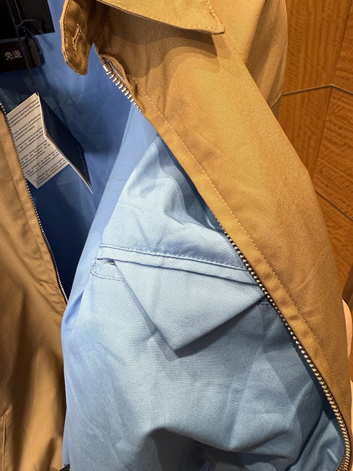 プラダ 刺繍入りラペルジャケット