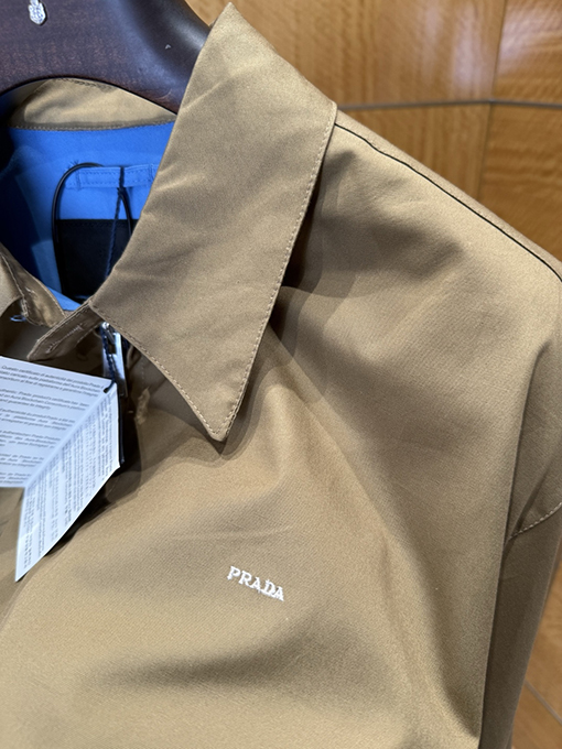 プラダ 刺繍入りラペルジャケット