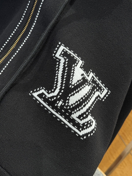 ルイヴィトンコピー LV インターシャ編みのジップアップカーディガン