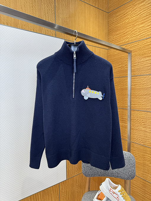ロエベスーパーコピー 潜水艦の刺繍入りハーフジップニットセーター