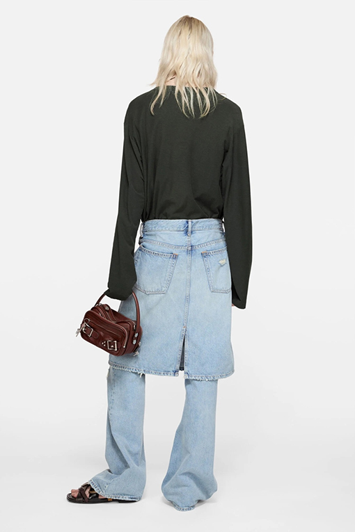 アクネストゥディオズブランドスーパーコピー Acne Studios 小さなポケットが付いたプリント柄の長袖シャツ