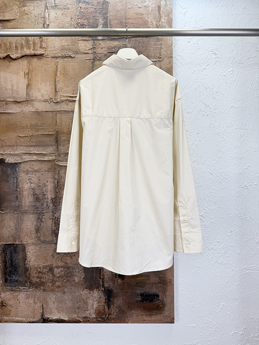 ロエベコピー 刺繍パッチポケット付き長袖シャツ