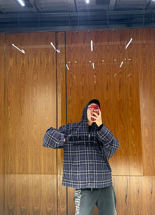 バレンシアガ BALENCIAGA チェック柄のフード付きジャケット