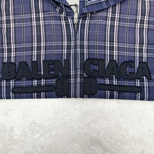 バレンシアガ BALENCIAGA チェック柄のフード付きジャケット