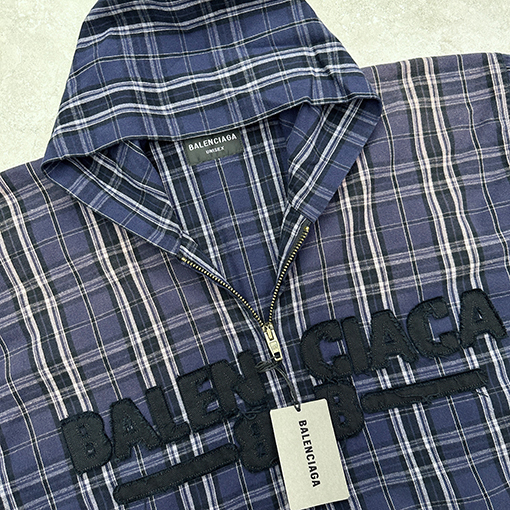 バレンシアガ BALENCIAGA チェック柄のフード付きジャケット