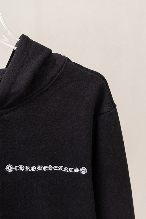 クロムハーツ レタープリントのマルチレザーラベルロゴ刺繍入りジップアップフード付きジャケット