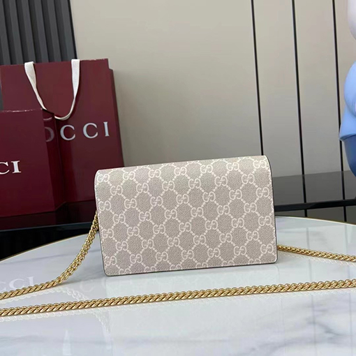 グッチブランドコピー GG Marmont チェーンウォレット