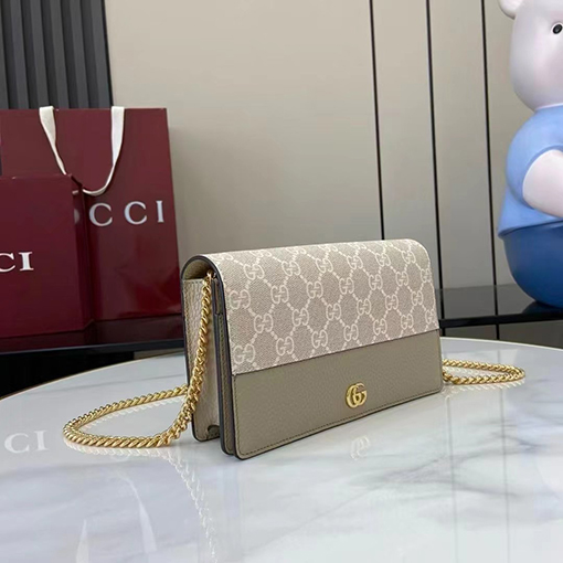 グッチブランドコピー GG Marmont チェーンウォレット