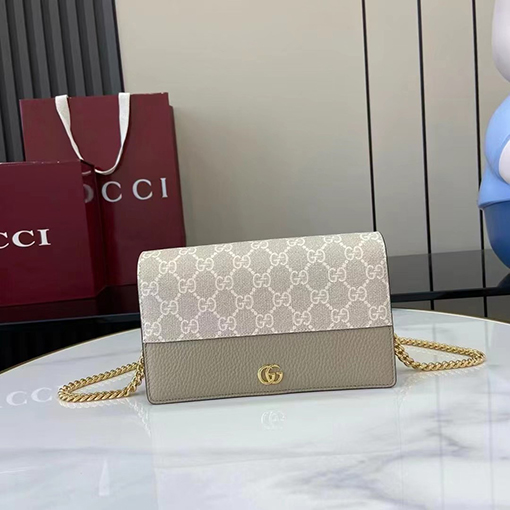 グッチブランドコピー GG Marmont チェーンウォレット