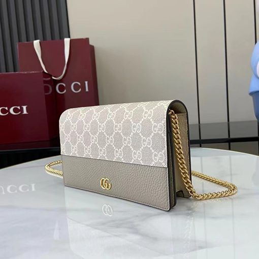 グッチブランドコピー GG Marmont チェーンウォレット