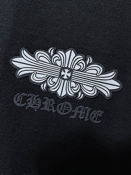 クロムハーツスーパーコピー クラシックなサンスクリット文字の半袖Tシャツ