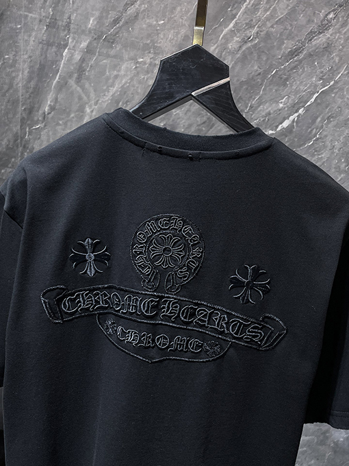 クロムハーツ 蹄鉄とサンスクリット十字の刺繍り半袖Tシャツ