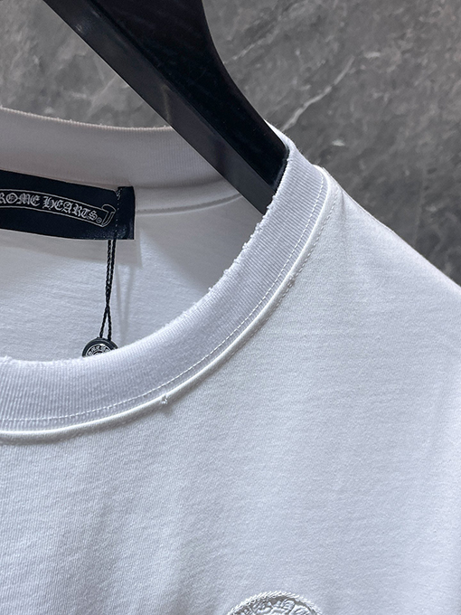 クロムハーツ 蹄鉄とサンスクリット十字の刺繍り半袖Tシャツ