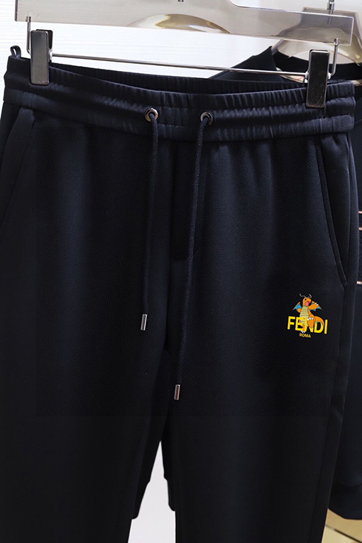 フェンディ FENDI 新モデル人気のクルーネックのスウェットシャツとパンツのセット
