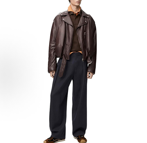 ロエベコピー 斜めジッパーのモーターサイクルスタイルのレザージャケット