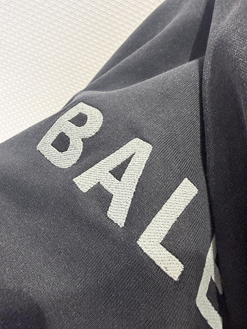 バレンシアガスーパーコピー BALENCIAGA ツーピース風のフード付きジップアップジャケット