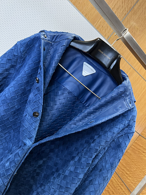 ボッテガヴェネタ スエード織り襟のレザージャケット