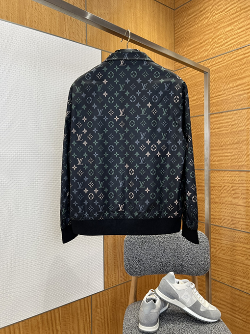 ルイヴィトンスーパーコピー カラフルな花柄の襟付きジャケット