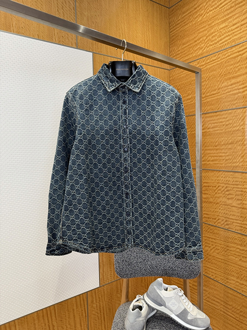 グッチブランドスーパーコピー 全面プリントのデニムジャケット