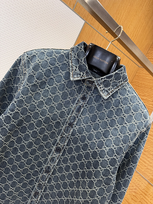 グッチブランドスーパーコピー 全面プリントのデニムジャケット