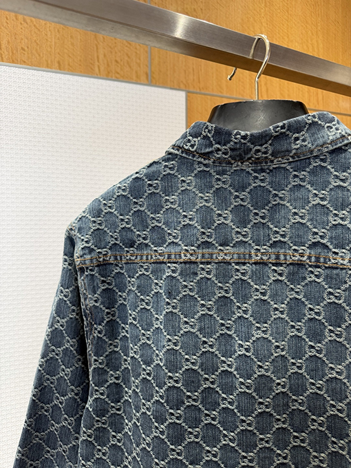 グッチブランドスーパーコピー 全面プリントのデニムジャケット