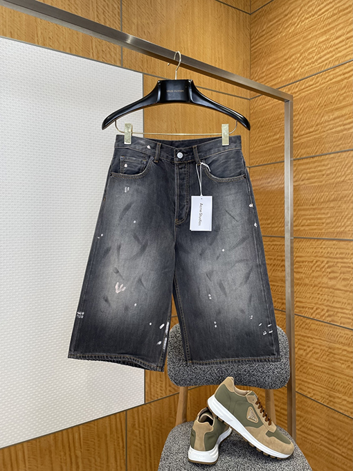 アクネストゥディオズ ダメージのスプラッターペイントデニムカプリパンツ