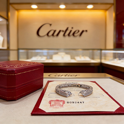 カルティエ ダイヤモンドがちりばめられたブレスレット