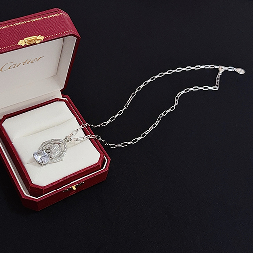 カルティエ 新モデルダイヤモンドネックレス