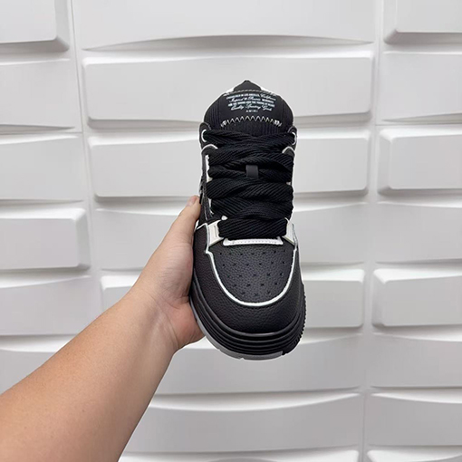 アミリブランドコピー ユニセックススニーカー