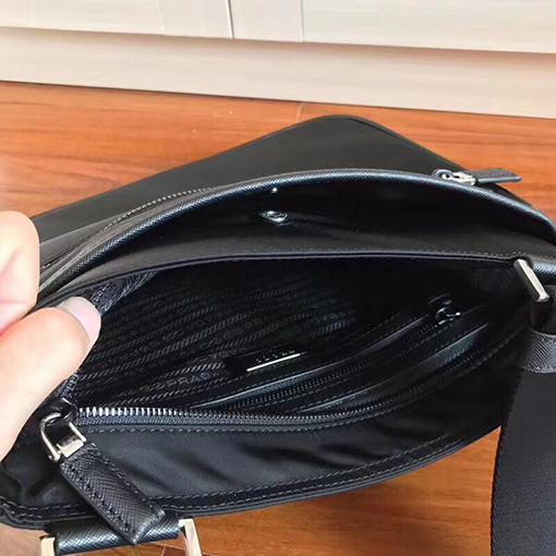 プラダコピー メッセンジャーパケット