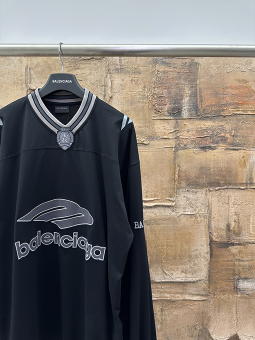 バレンシアガ BALENCIAGA アメリカンフットボール長袖シャツ