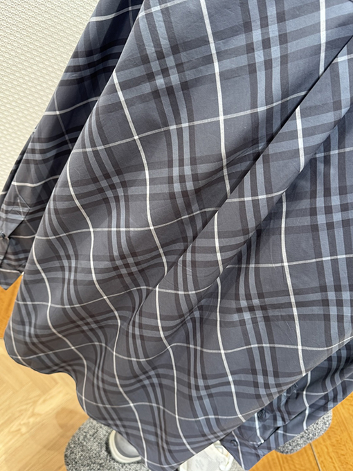 バーバリースーパーコピー チェック柄の長袖襟付きシャツ