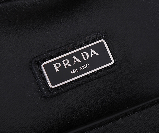 プラダスーパーコピー 新作メンズショルダーバッグ