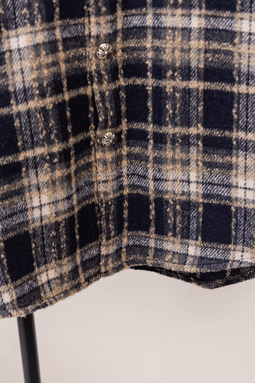 クロムハーツスーパーコピー クラシックなチェック柄レザーラベル刺繍りウール長袖シャツ