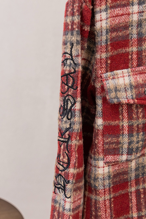 クロムハーツスーパーコピー クラシックなチェック柄レザーラベル刺繍りウール長袖シャツ