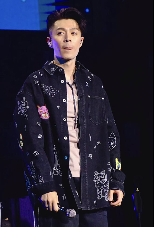 ロエベブランドスーパーコピー Louis wain 猫の刺繍りデニムシャツジャケットツ