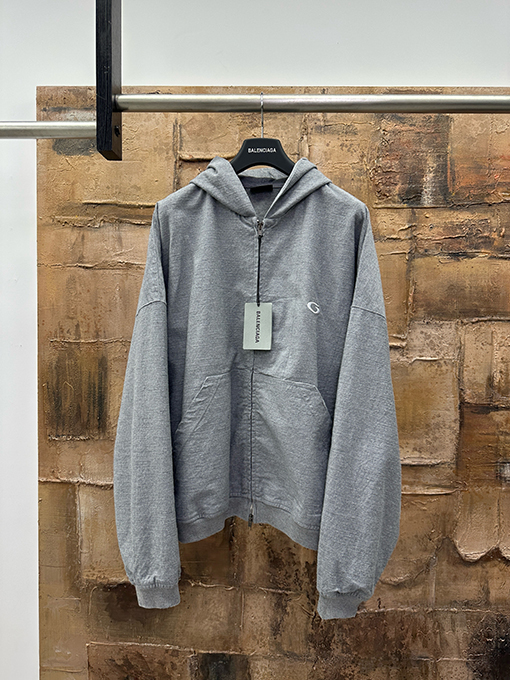 バレンシアガコピー 刺繍りフード付きジップアップジャケット