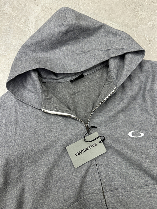 バレンシアガコピー 刺繍りフード付きジップアップジャケット